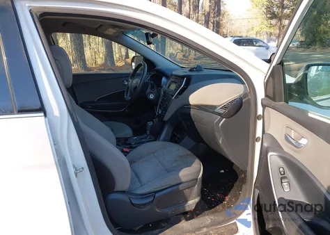 2016 Hyundai Santa Fe Se z USA, uszkodzony, nr VIN KM8SM4HFXGU147504